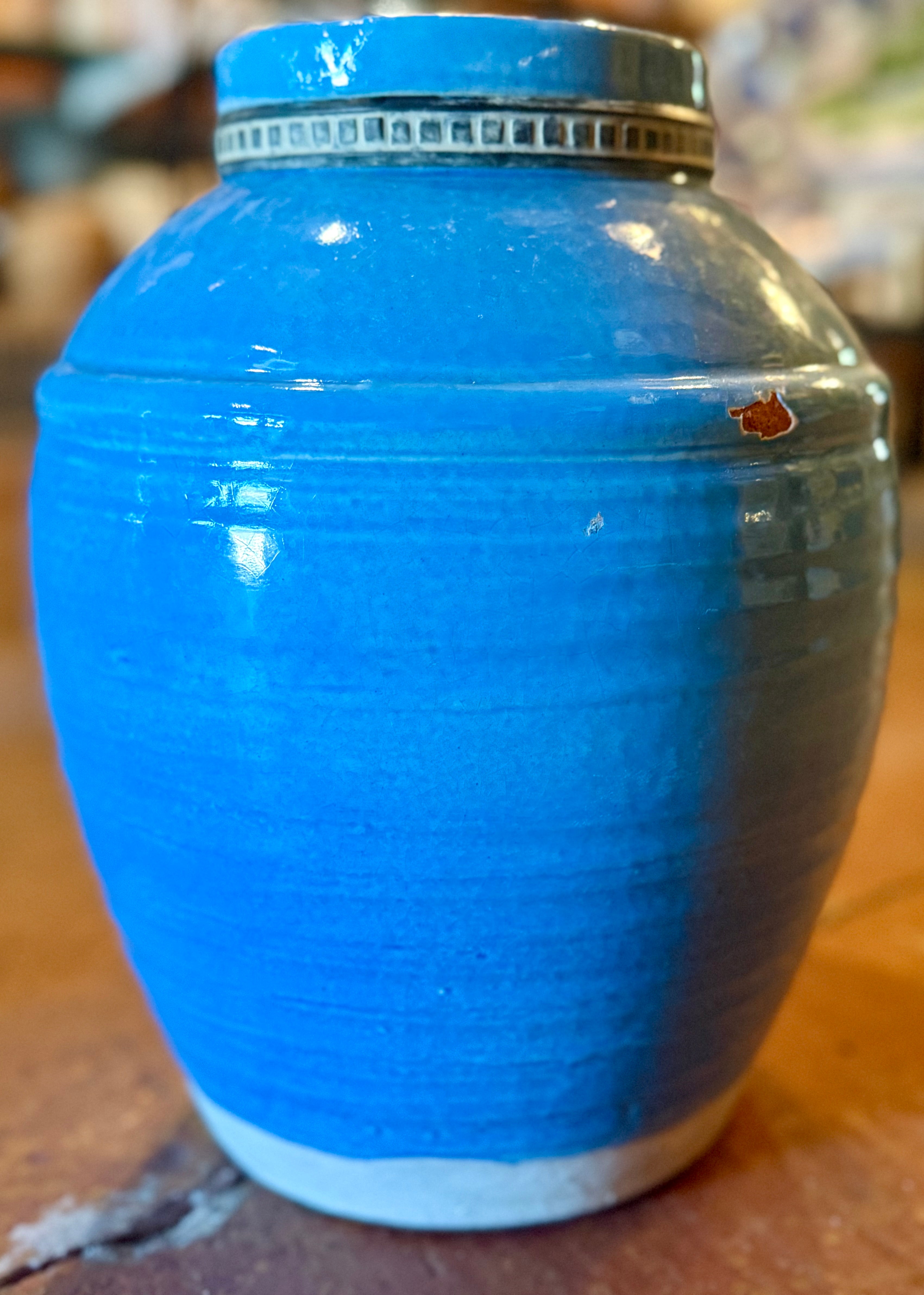 Tuscan Farmhouse Urn
